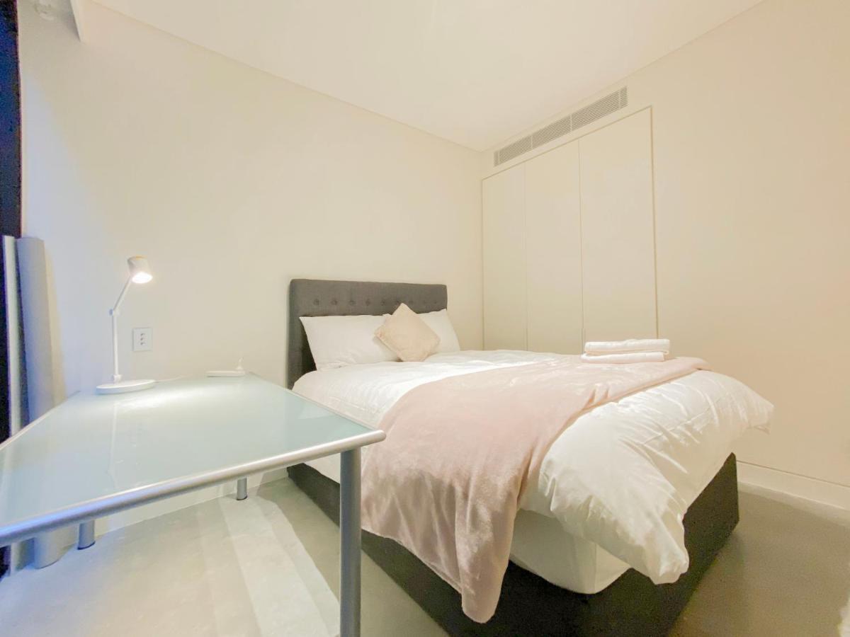 Pyrmont Town House Homestay Сидней Экстерьер фото