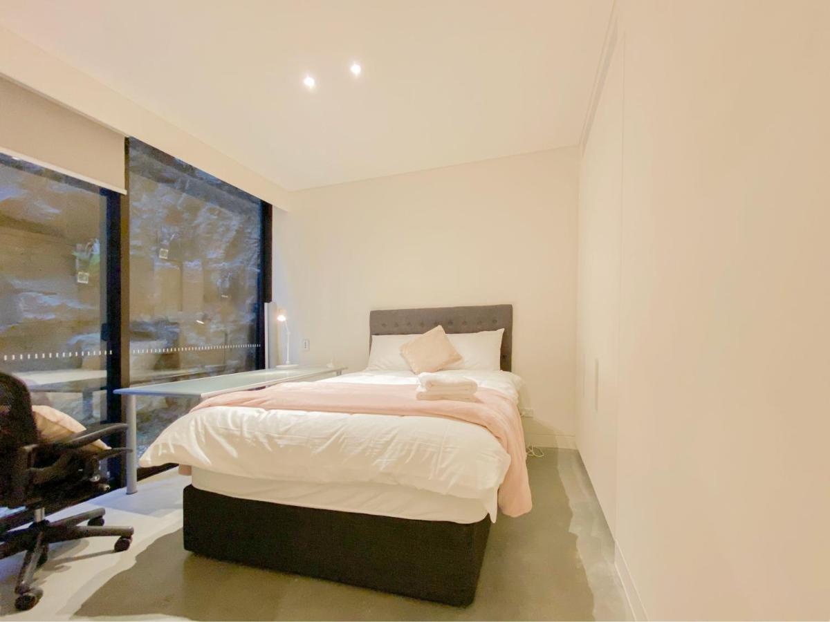 Pyrmont Town House Homestay Сидней Экстерьер фото
